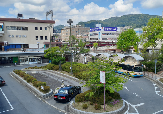 阪急「逆瀬川」駅